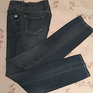 Seven jeans size 28
